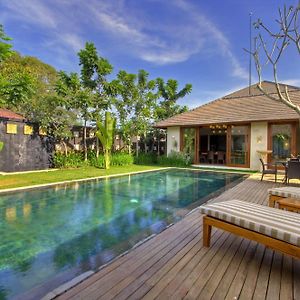 Three-Bedroom Villa Private Pool